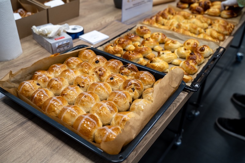 Hot cross buns a jidáše